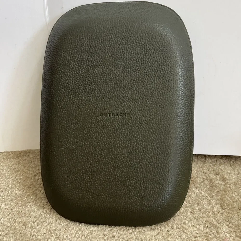 Outback World mens leather