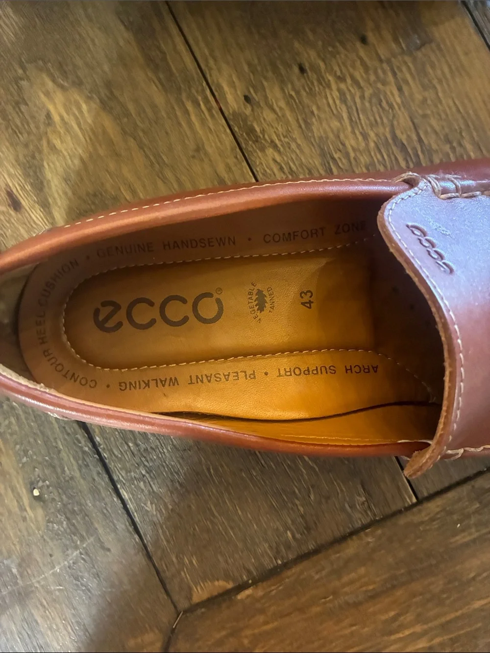 Ecco smooth chestnut