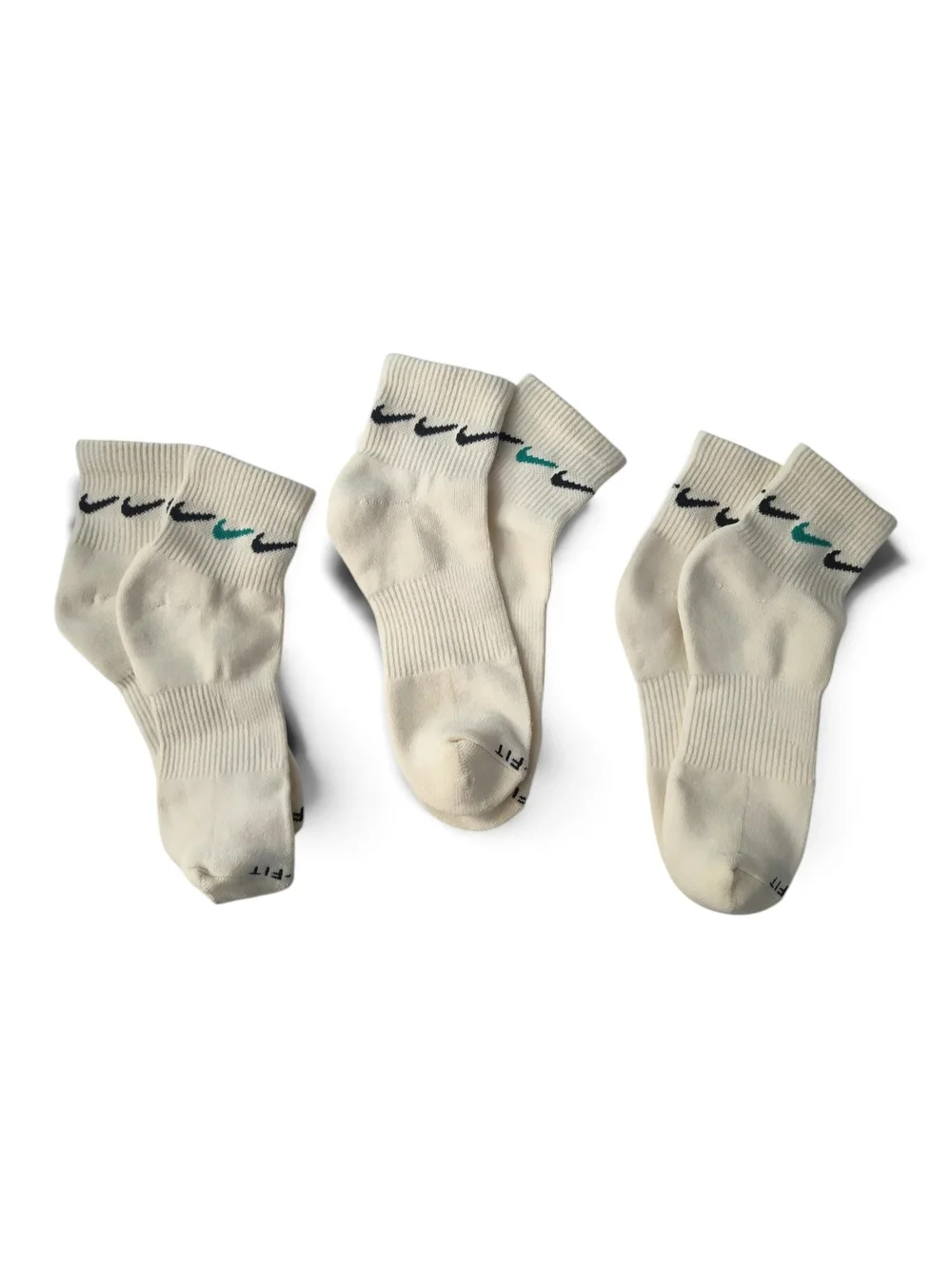 3 pair Nike Everyday Plus Cushioned Ankle Socks Cream Size Large - Unisex - NEW