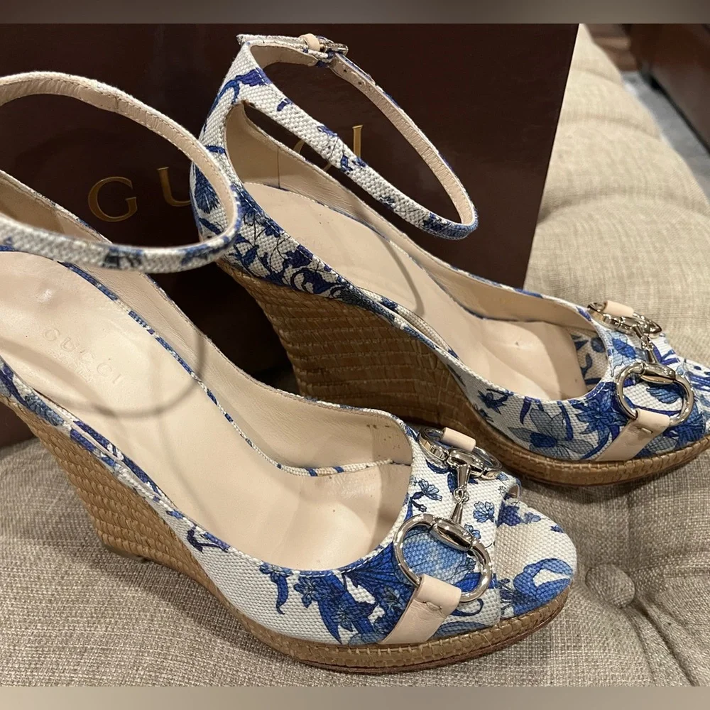 Gucci wedge sandals