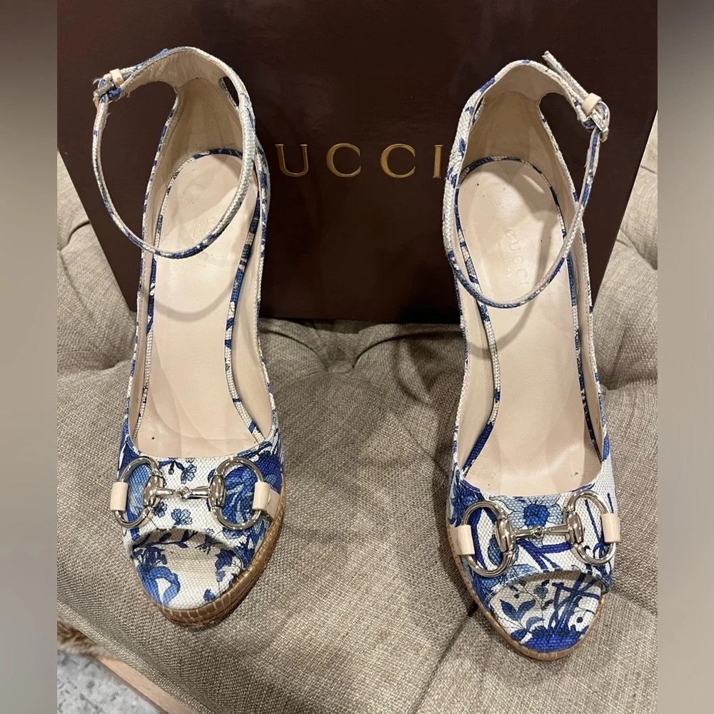 Gucci wedge sandals