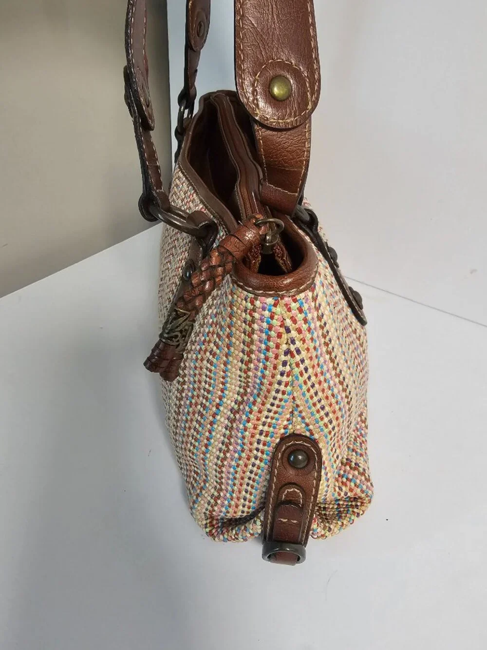 Fossil multicolor woven