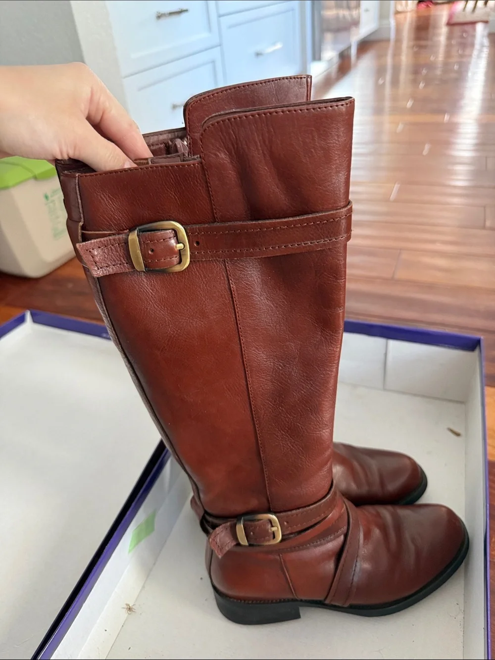 Brown Over-the-Knee Leather Boots in Cognac Par, size 5.5