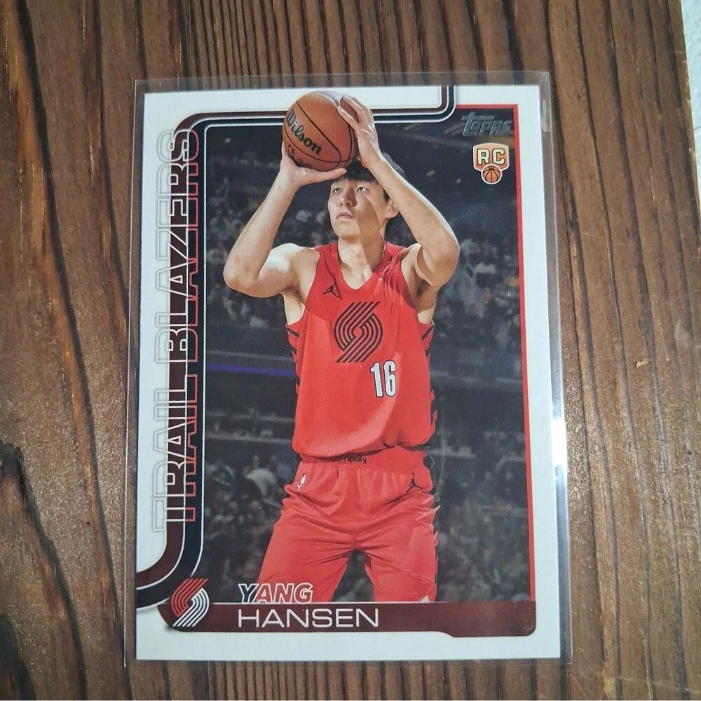 2025-26 Topps - Yang Hansen #216 (RC)