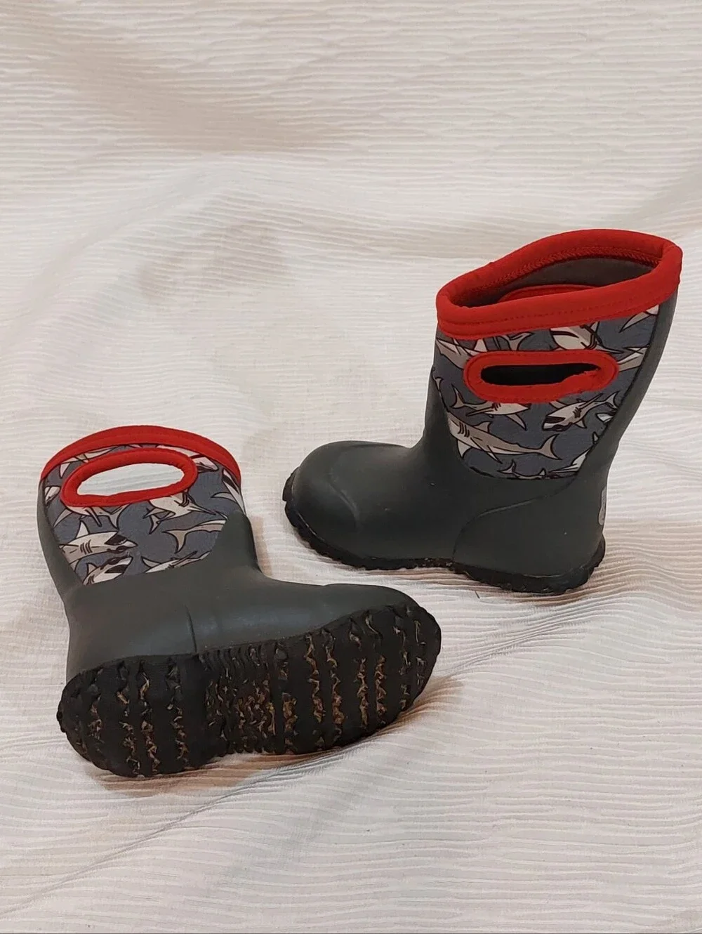 Bogs Kids Black and Red Shark Graphic Rain Boots Toddler Size 7