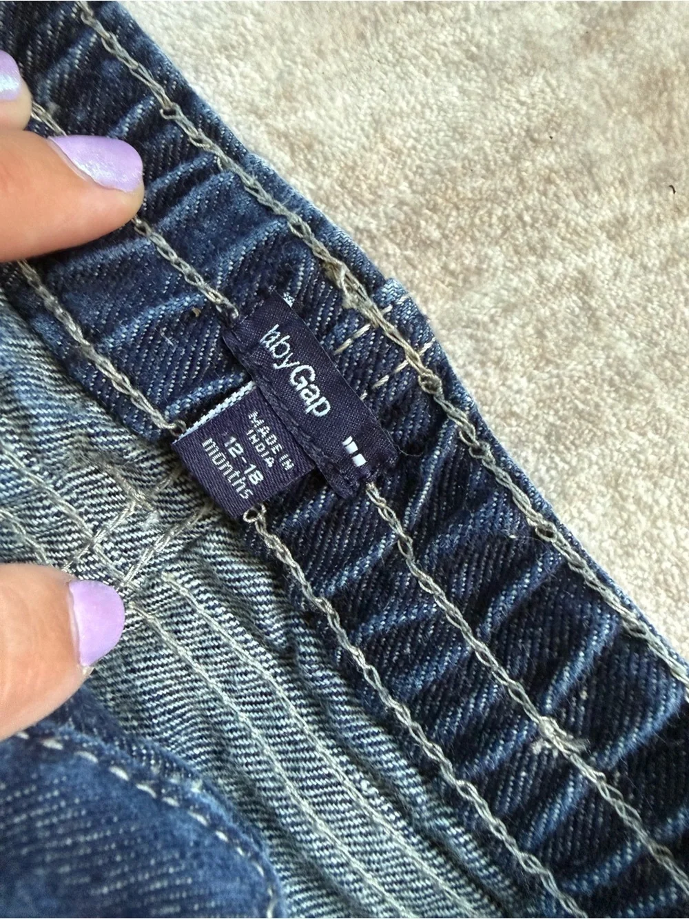 GAP cute dark