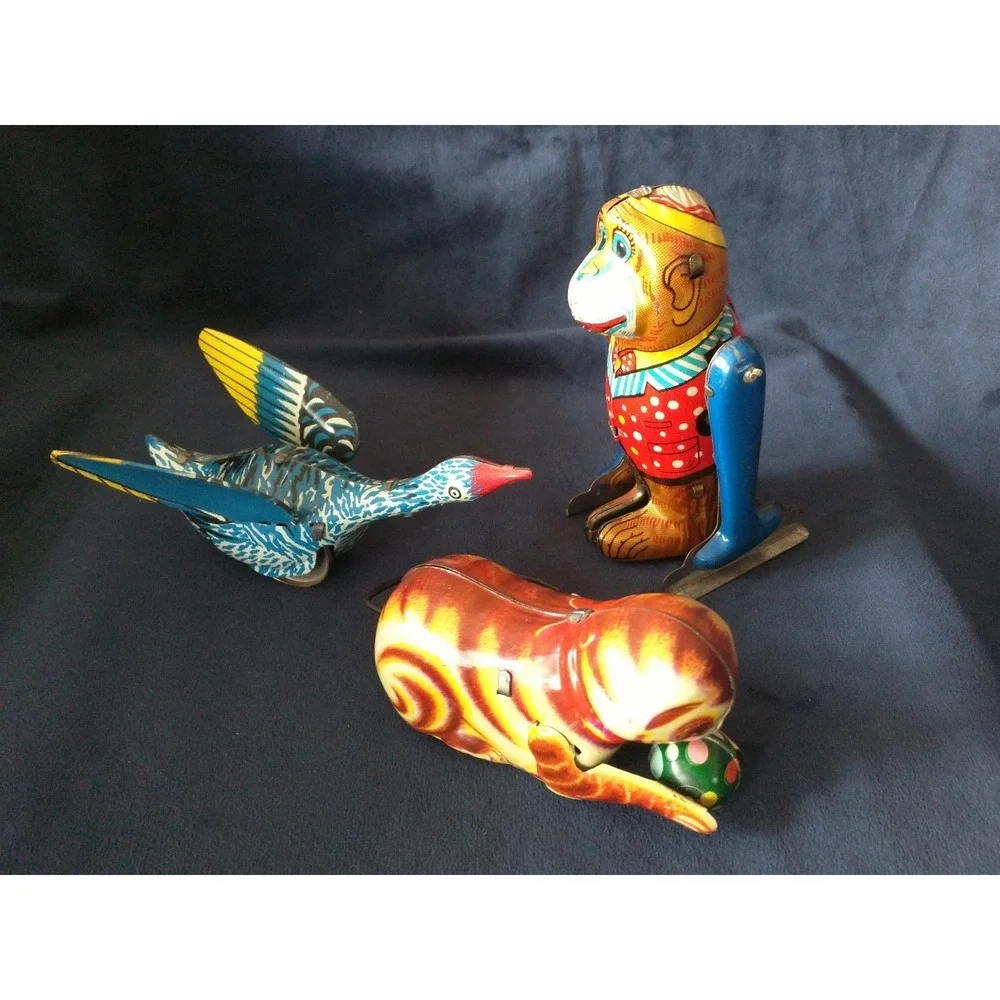Vintage 1983 Shackman Tin Wind-Up Toys  Set of 6
