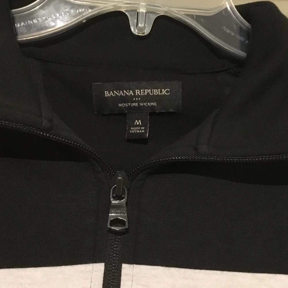 Banana Republic stylish lightweight