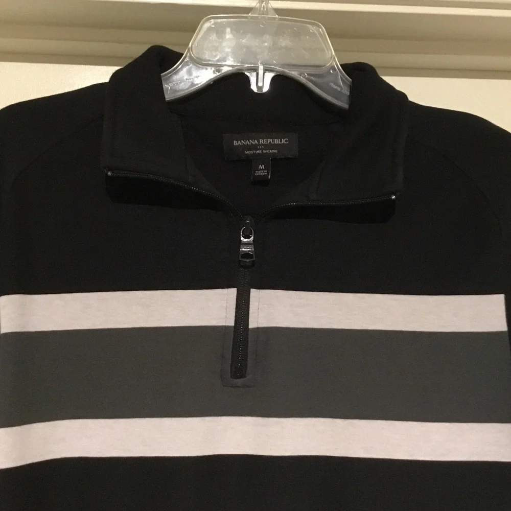 Banana Republic stylish lightweight