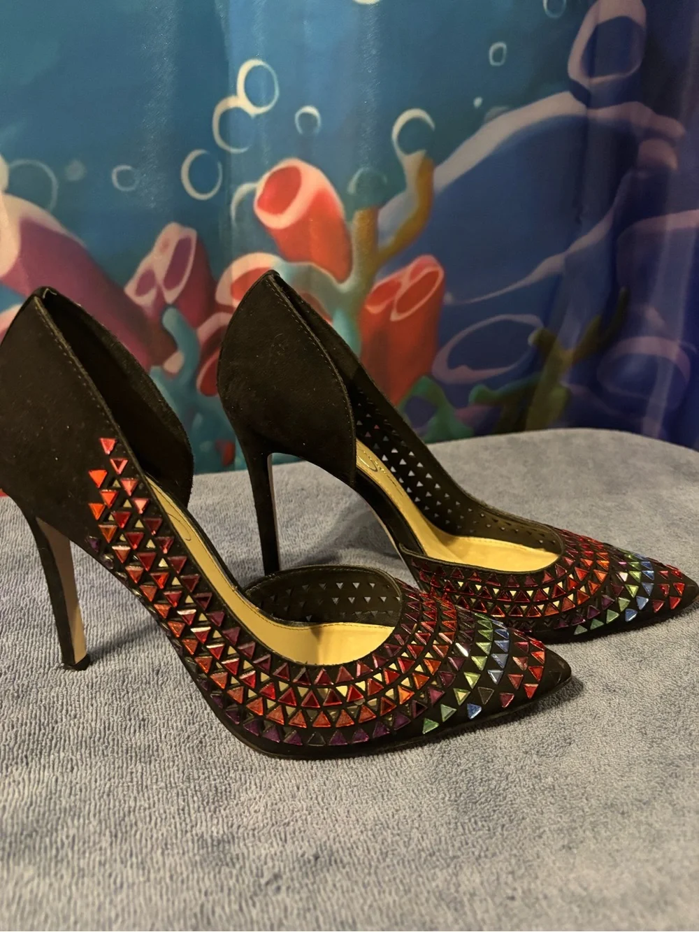 Jessica Simpson elegant black
