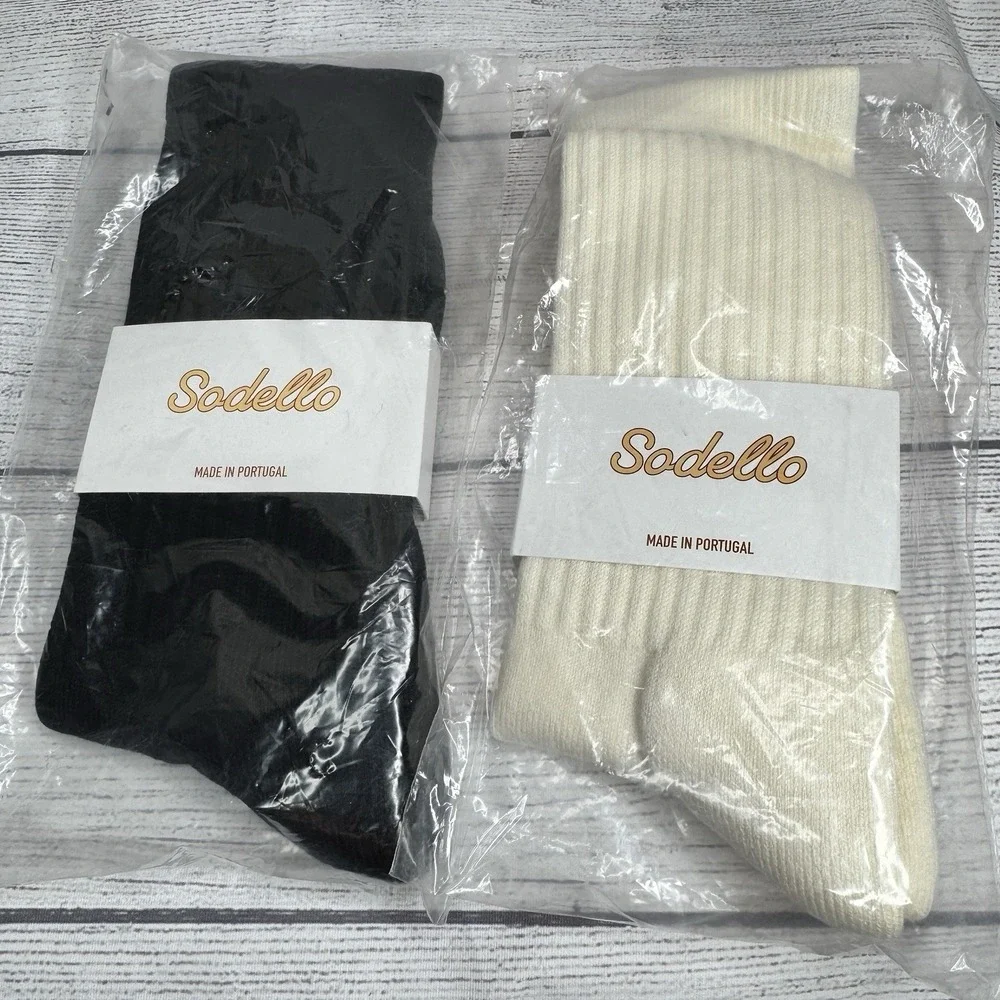 Sodello Women's Cotton Crew Socks Black Off-White NWT Lot of‎ 2