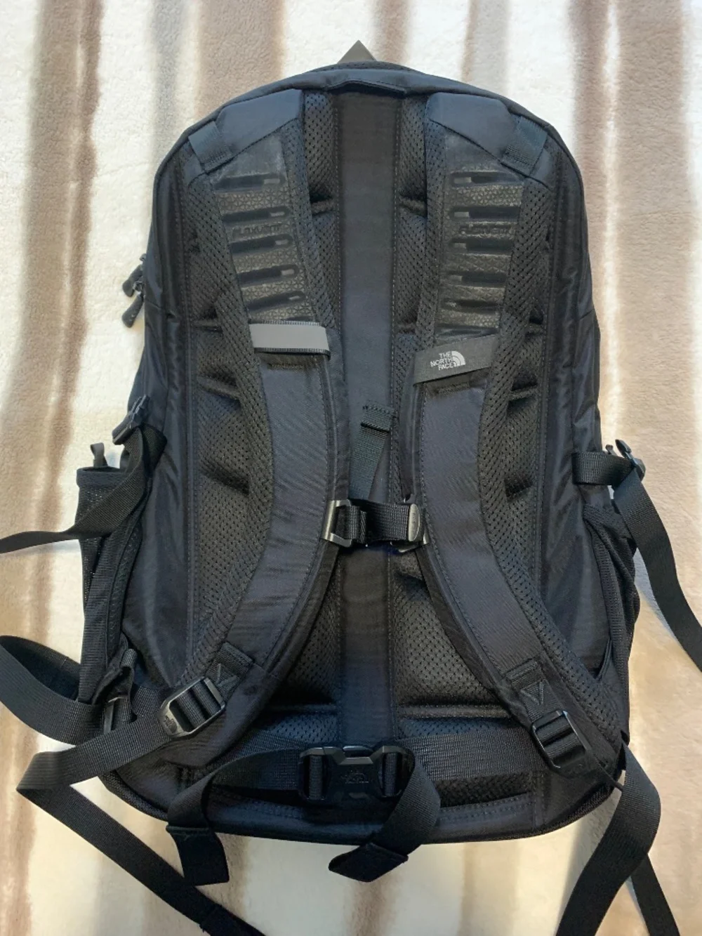 The North Face go straps