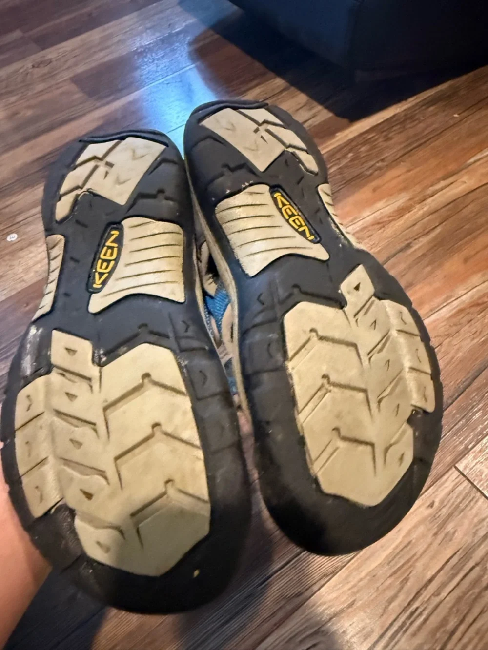 Keen durable closed