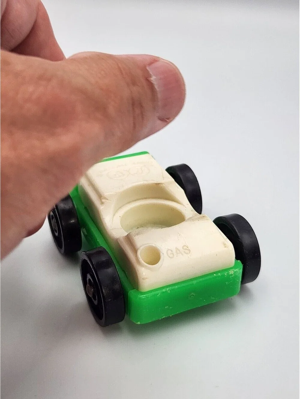 Vintage Fisher-Price Little People Wood Head Green Car & Figure Toy Vehicle C4