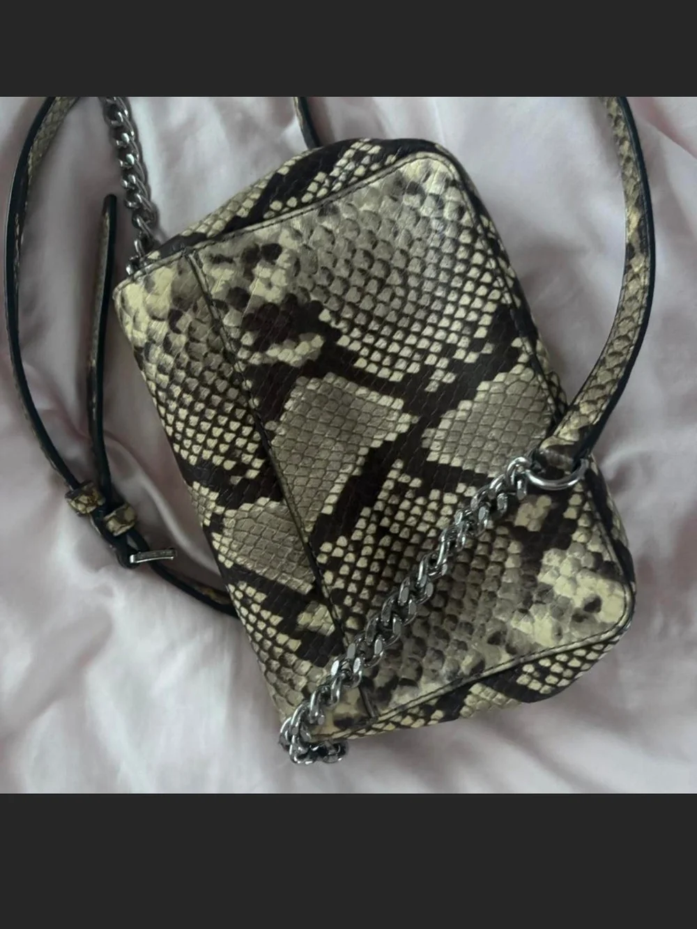 Michael Kors compact snake