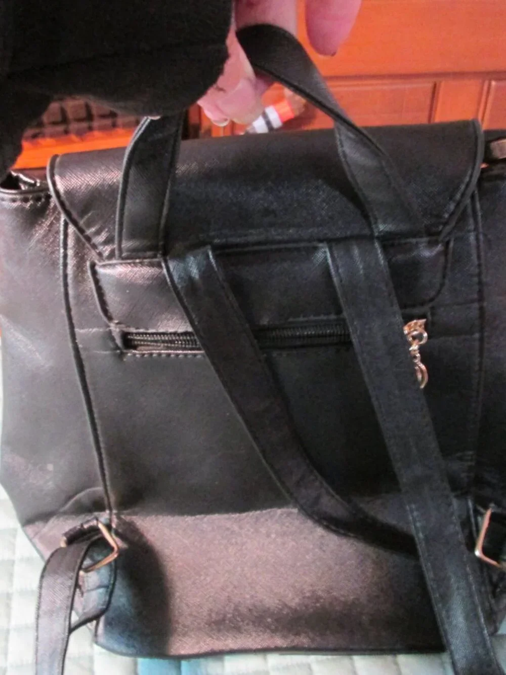 Kalklaguo zipper compartment