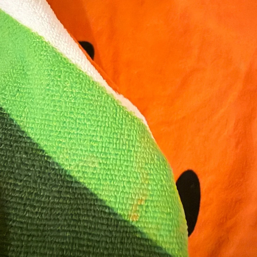 N/A vibrant round