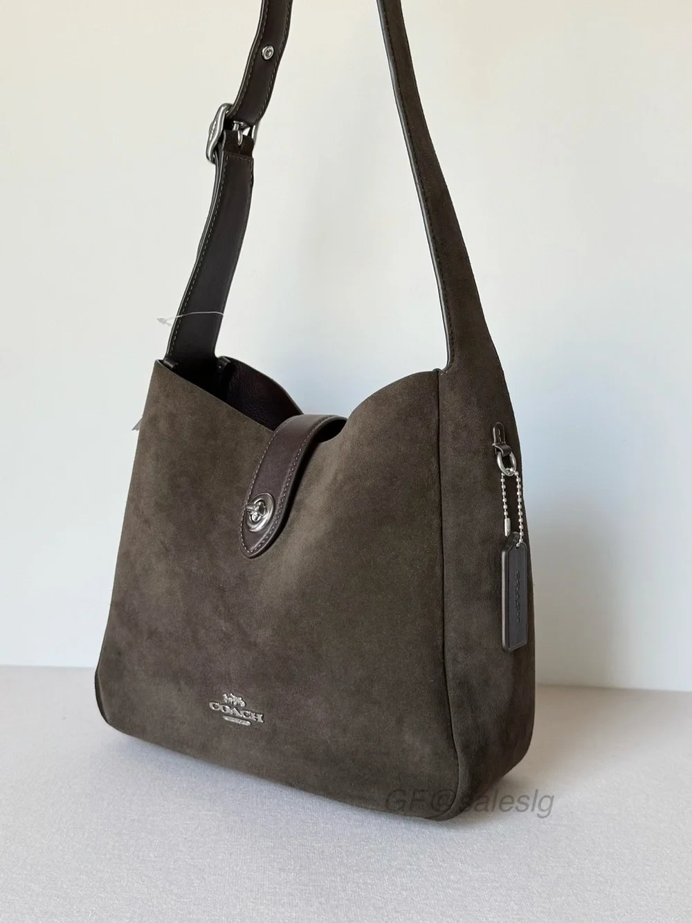 Coach authentic new