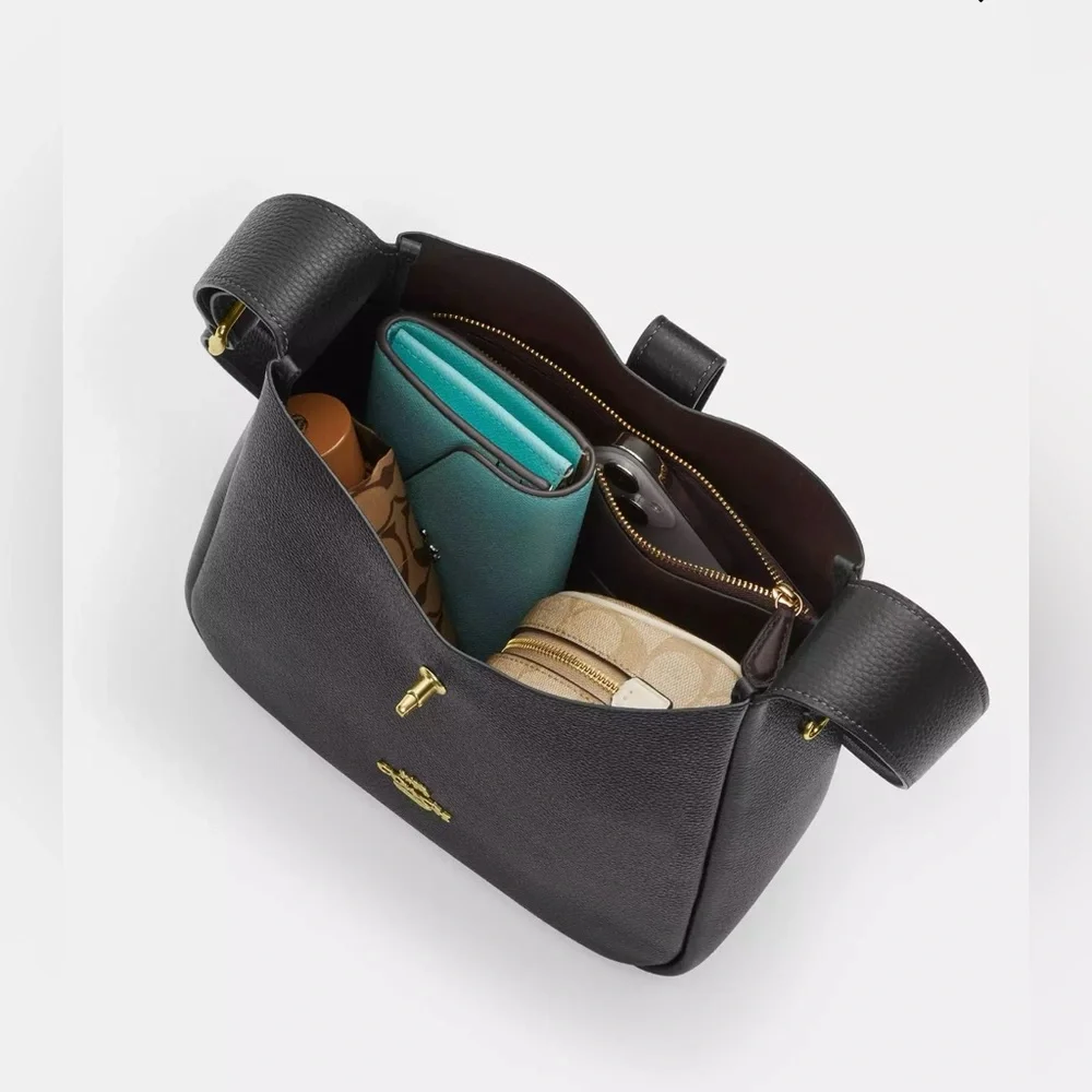 Coach authentic new