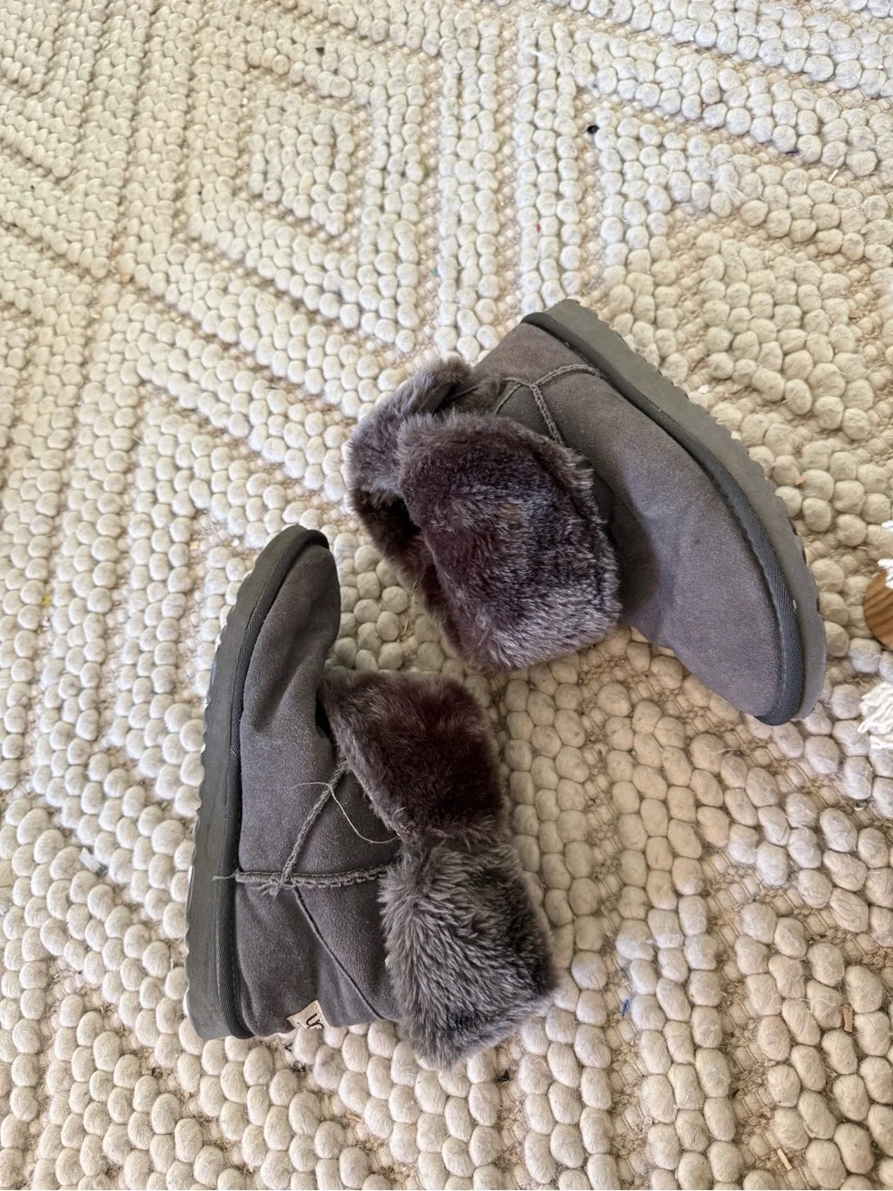 UGG cozy women