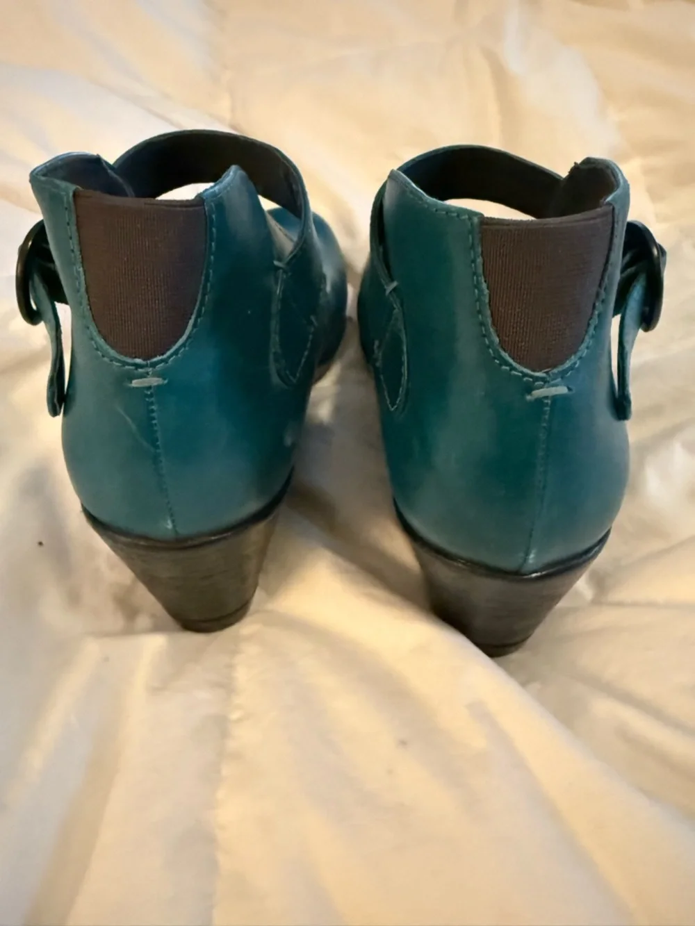 Dansko stylish teal