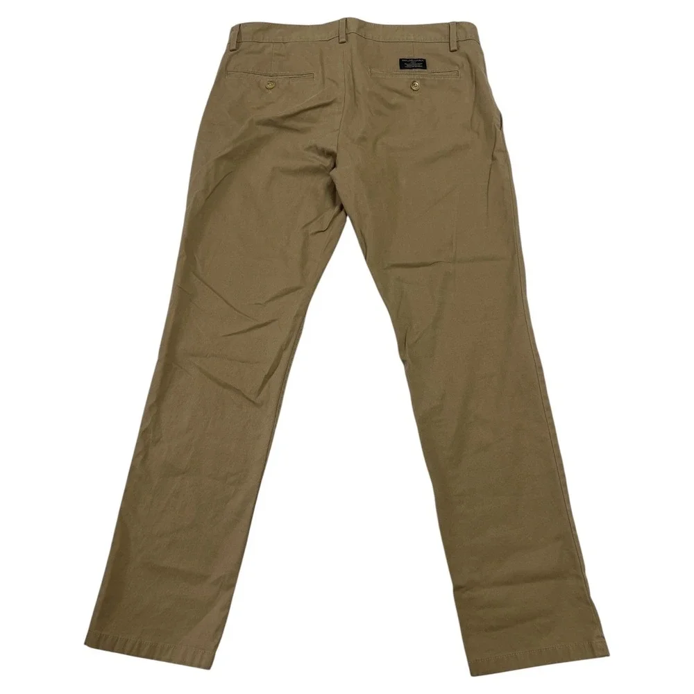 Banana Republic these banana