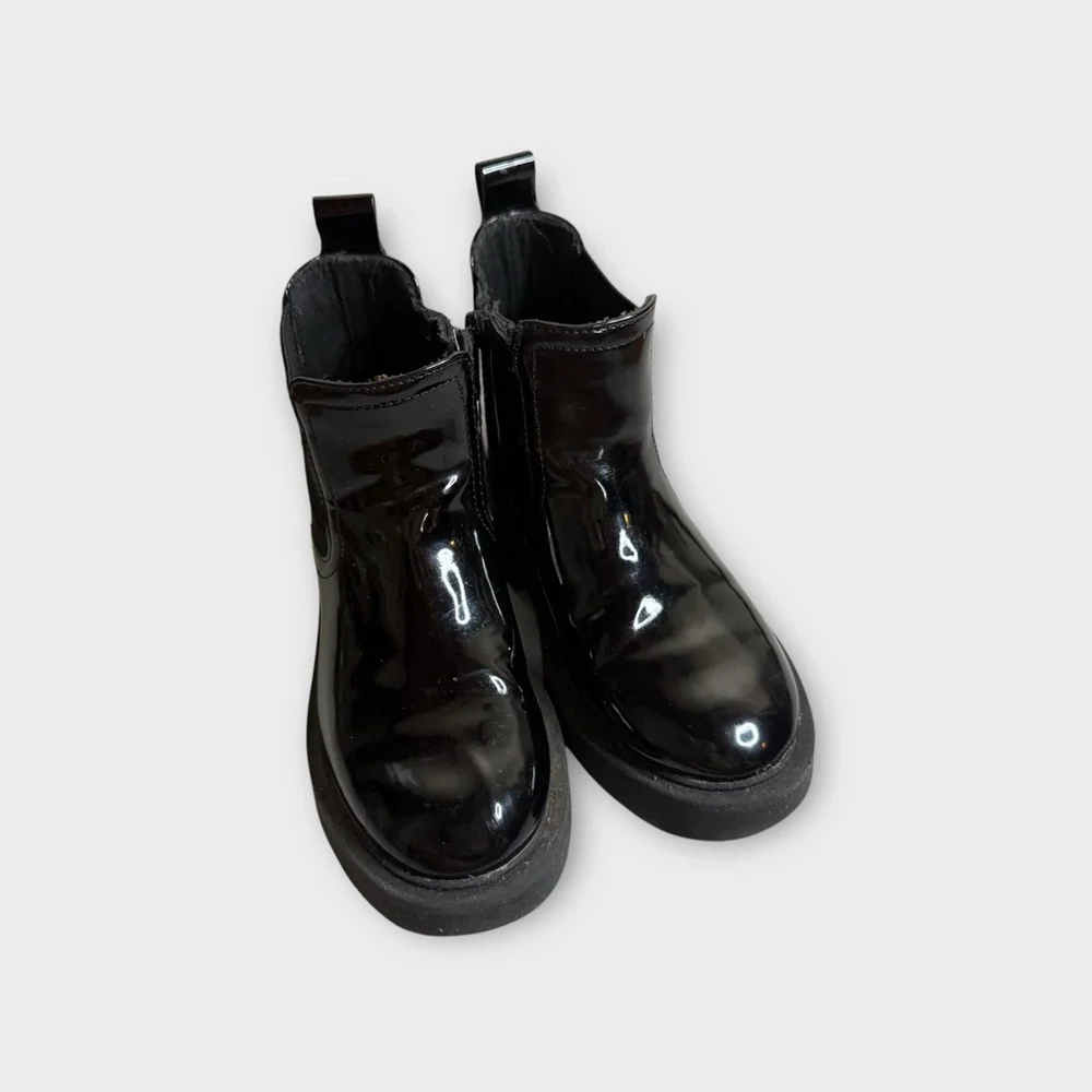 Zara black chelsea