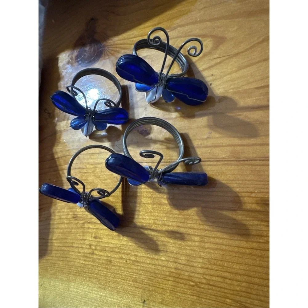 Butterfly Dropout this product