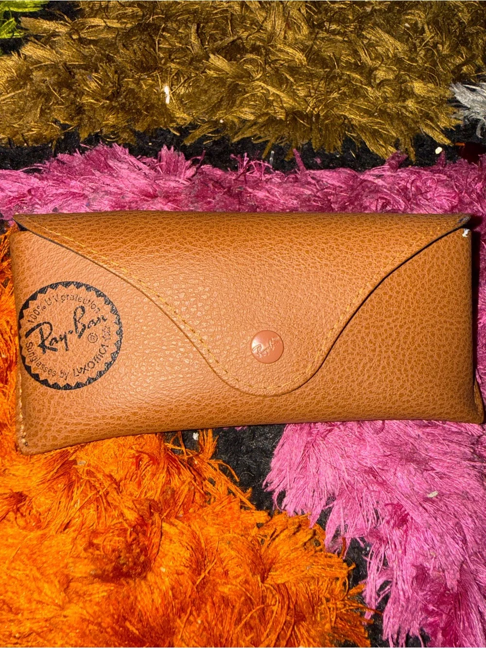 Ray-Ban iconic aviator