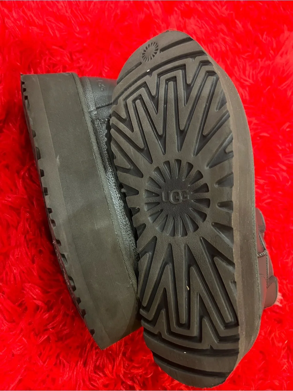 UGG platform chelsea