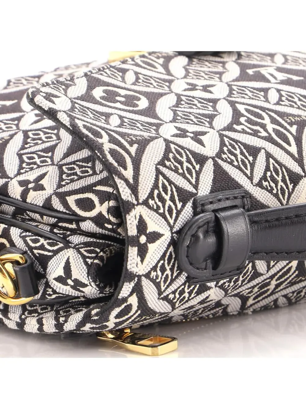 Louis Vuitton introducing louis