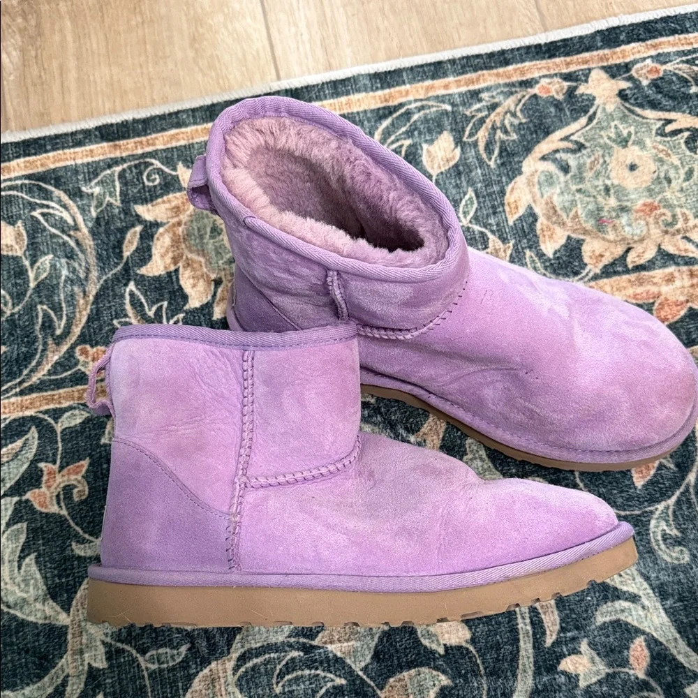 UGG ideal plush warmth