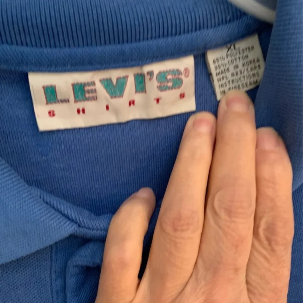 Levis pretty medium