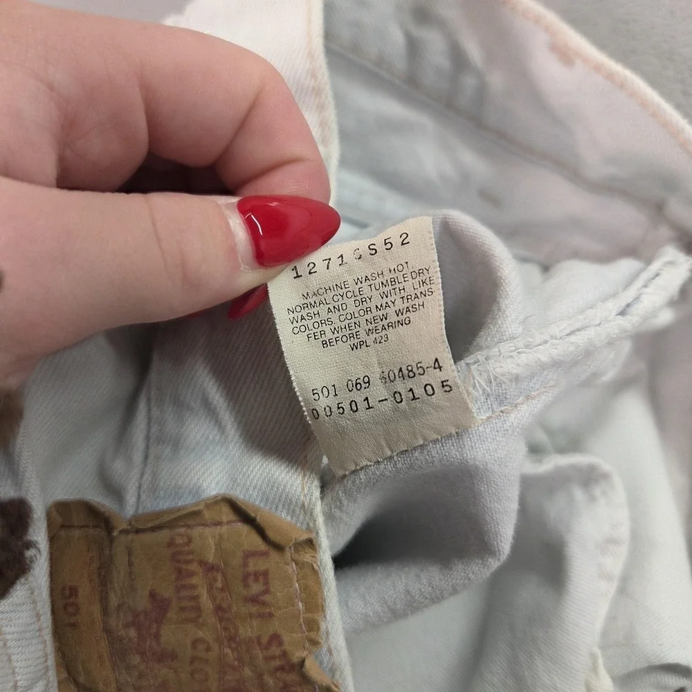 Levis important sizing