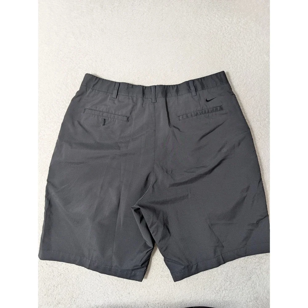 Nike golf shorts