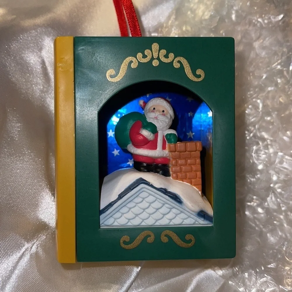 Avon classic light ornament