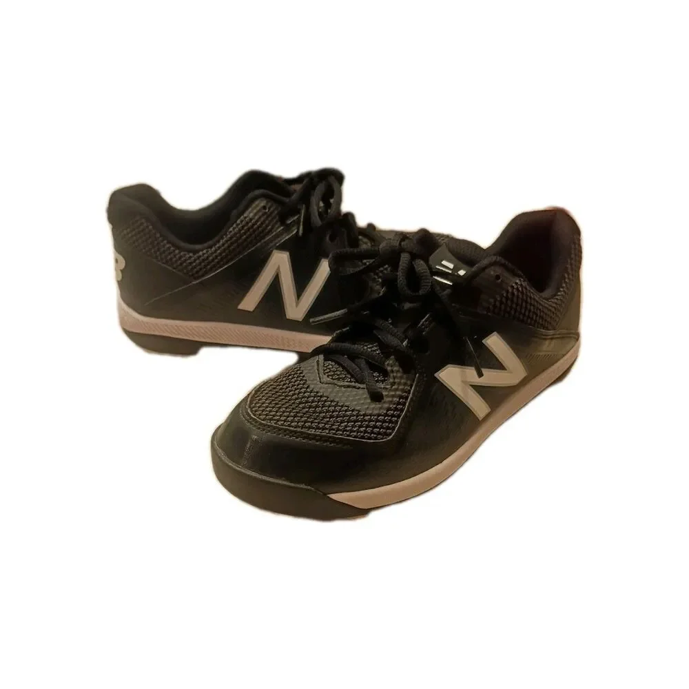 New Balance product pair