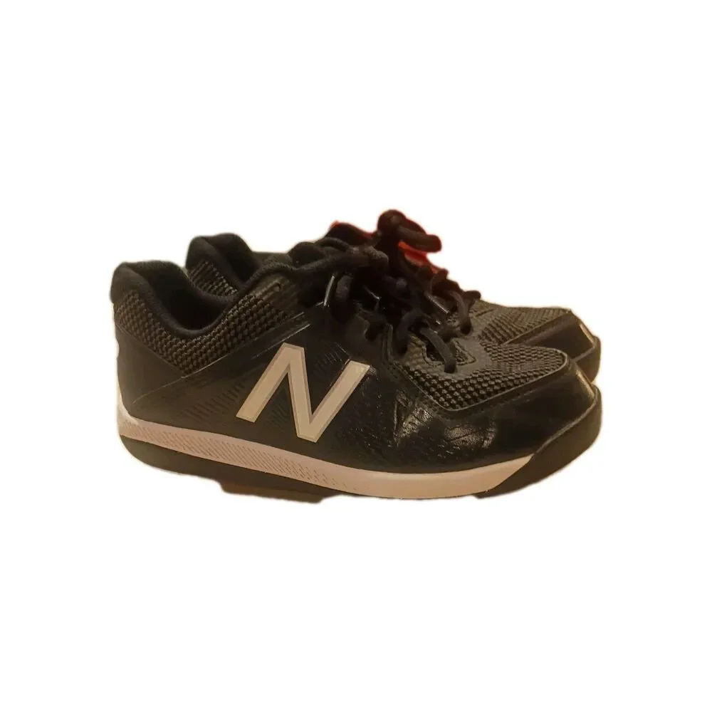New Balance product pair