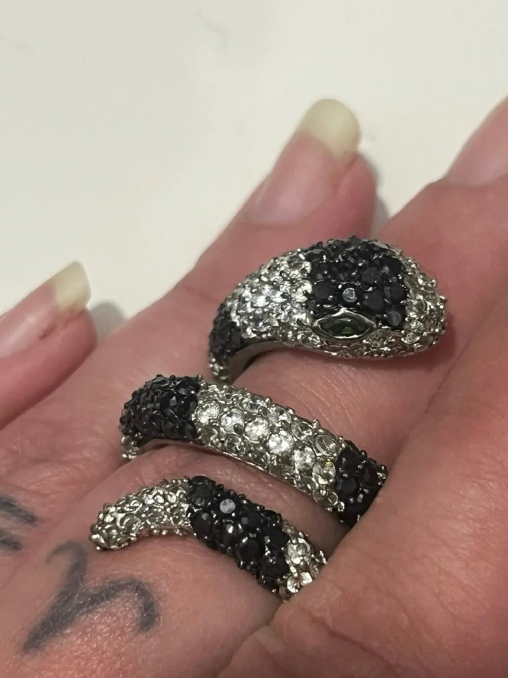 Snake Ring impact bold