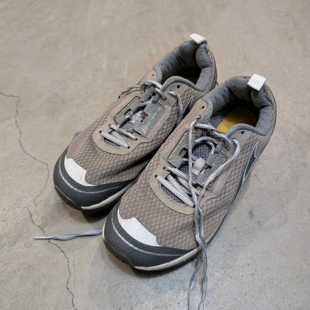 Altra Women's Tan Gray Athletic Shoes