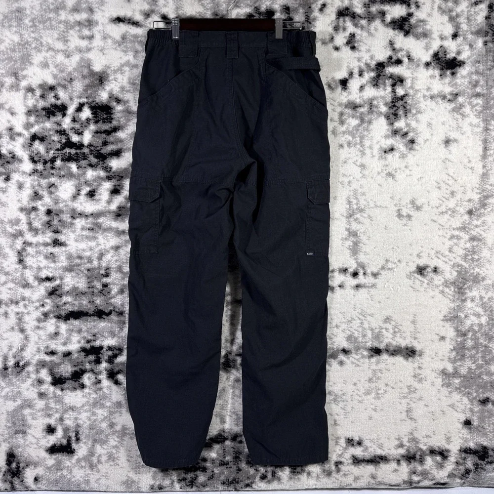 5.11 Tactical staining present