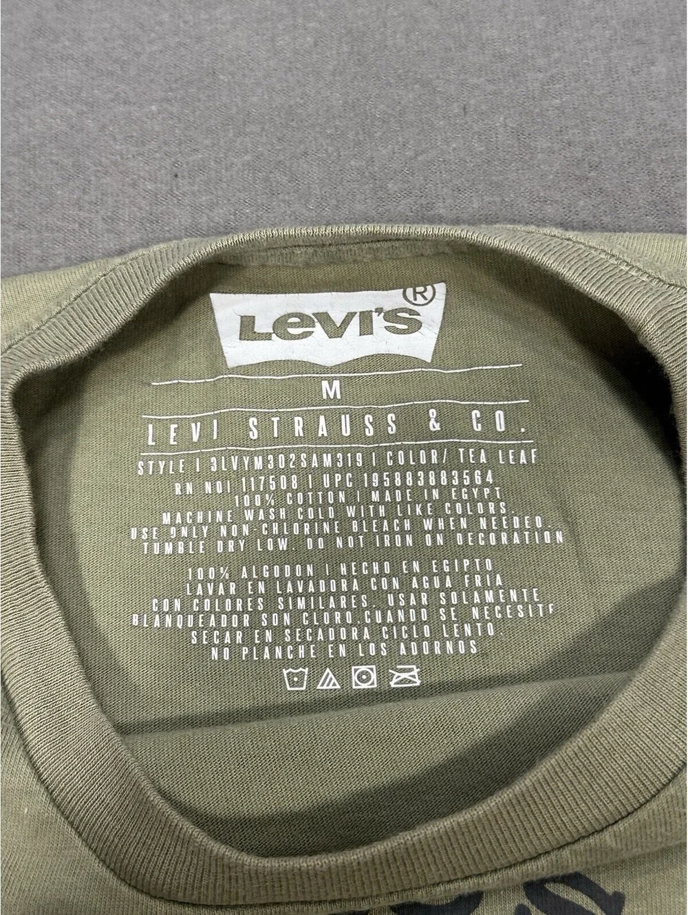 Levis shirt good