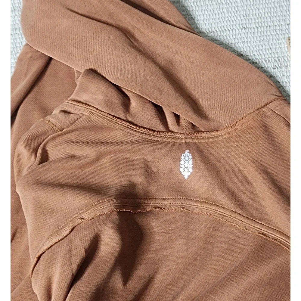Free People 92% modal