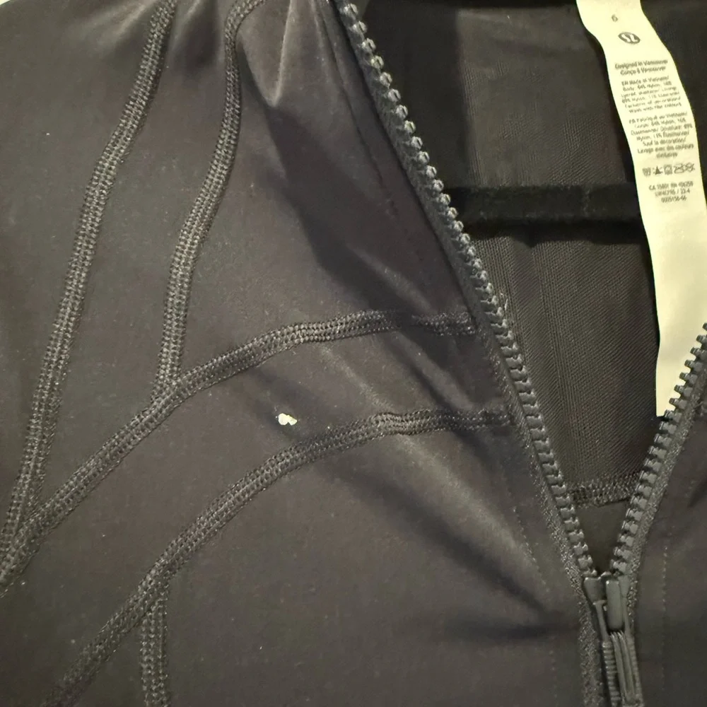 lululemon athletica stylish utility