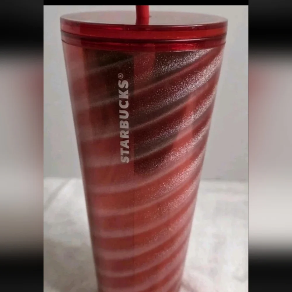 Starbucks Red Swirl Venti Cold Cup Tumbler‎ 24oz