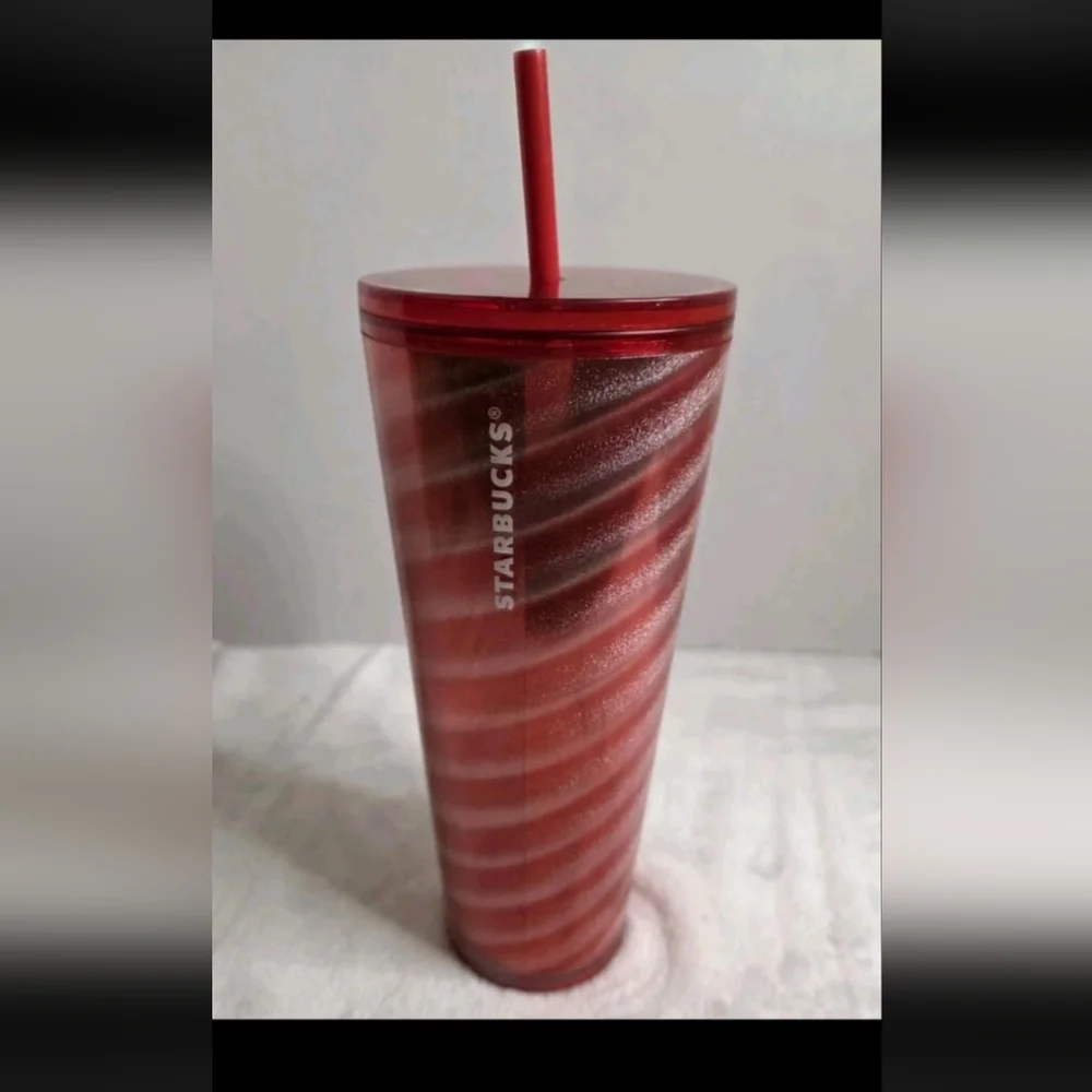 Starbucks Red Swirl Venti Cold Cup Tumbler‎ 24oz
