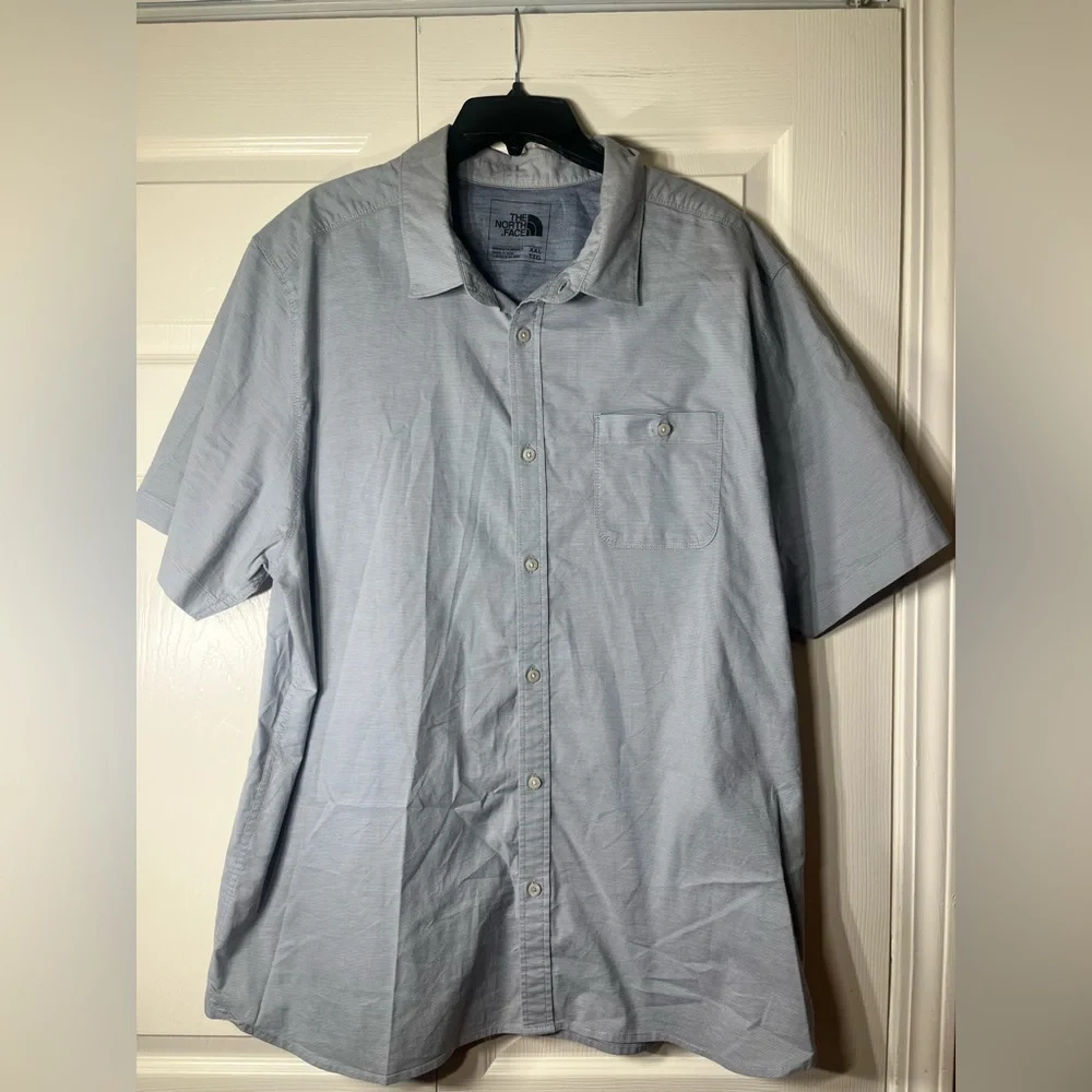 The North Face Men's Gray Short Sleeve Button‎ Down Shirt Size XXL