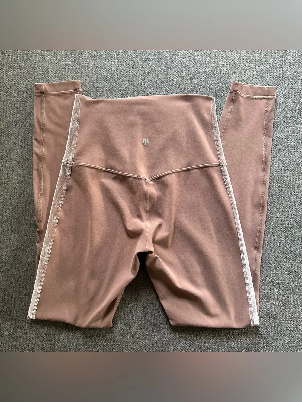 lululemon athletica no trades
