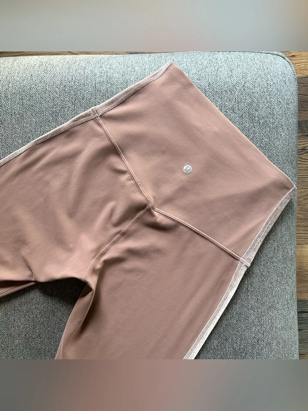lululemon athletica no trades