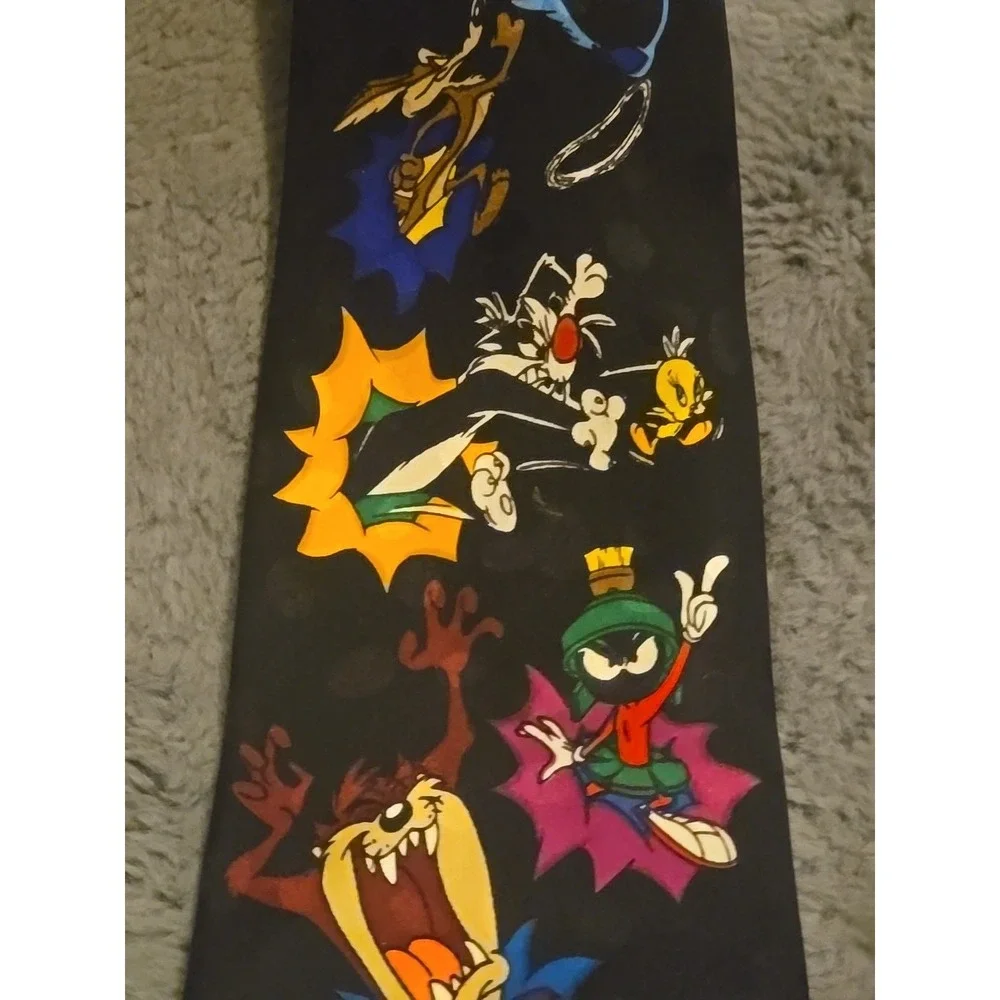 Looney Tunes Mania brand looney